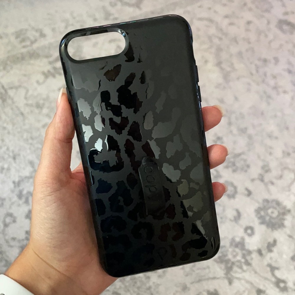 Black leopard loopy case iPhone 8 Plus